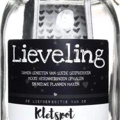 Merkloos Kletspot Lieveling