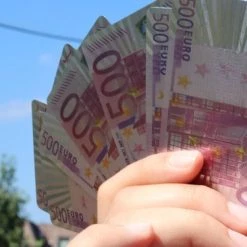 Merkloos Luxe Speelkaarten - 1x 54 Kaarten - Poker - Speelkaarten - Blackjack - Met Bewaardoos - Glitter - Goud -kaartspellen Verkoopwinkel 550x366 131