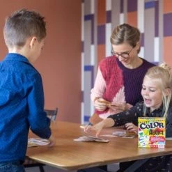 Shuffle - Color Addict - Silhouetters - Kaartspel - Dobbelspel - Spelpakket Van 2 Spellen -kaartspellen Verkoopwinkel 550x366 180