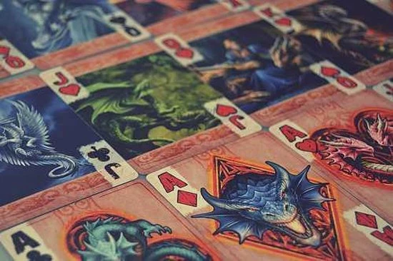 Bicycle Anne Stokes Age Of Dragons Speelkaarten Multicolours - Fantasy - Nemesis Now 4 Bicycle Anne Stokes Age Of Dragons Speelkaarten Multicolours - Fantasy - Nemesis Now - Afbeelding 2