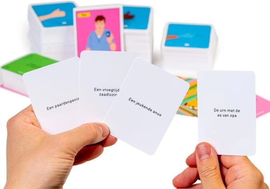 Kuna Una Tuna Games DAT HEP GESTAAN OP FEESBOEK - Kaartspel | Partygame - Nederlandse (omg!) 6 Kuna Una Tuna Games DAT HEP GESTAAN OP FEESBOEK - Kaartspel | Partygame - Nederlandse (omg!) - Afbeelding 4