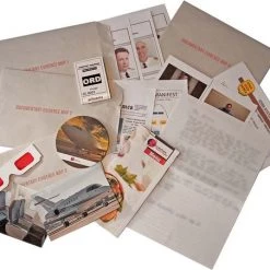 Escapekisten - Murder Mystery - Flight 9201 - Escape Game Voor Thuis - Escape Room - Spel Voor Volwassenen -kaartspellen Verkoopwinkel 550x452 1